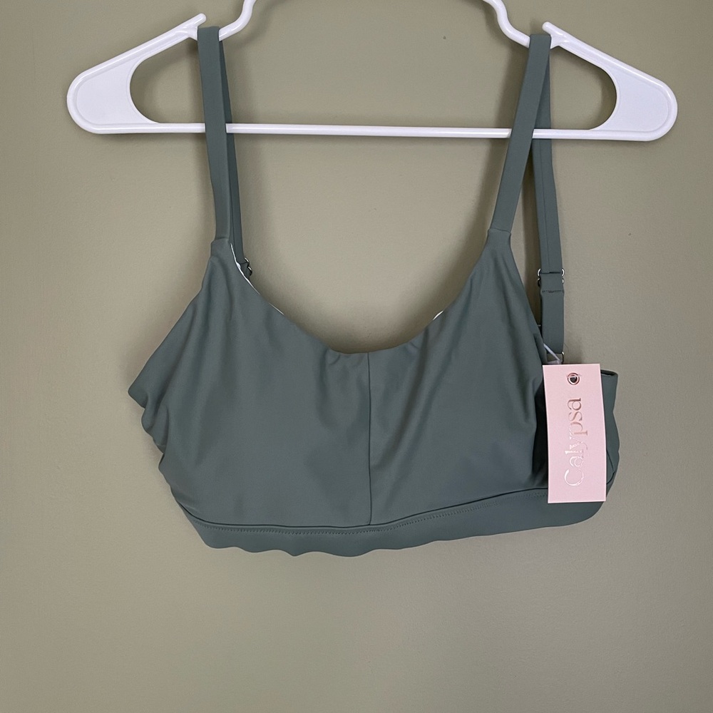 Green Bralette swim top by Calypsa by Modli